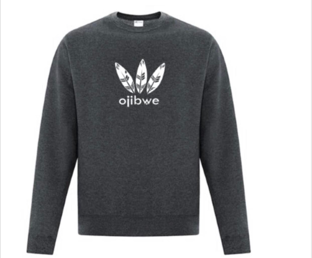 OJIBWE sweat shirt (Dark Heather 3 Feather White Logo)